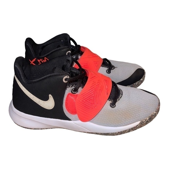 Nike Other - Nike sneakers. Size 5